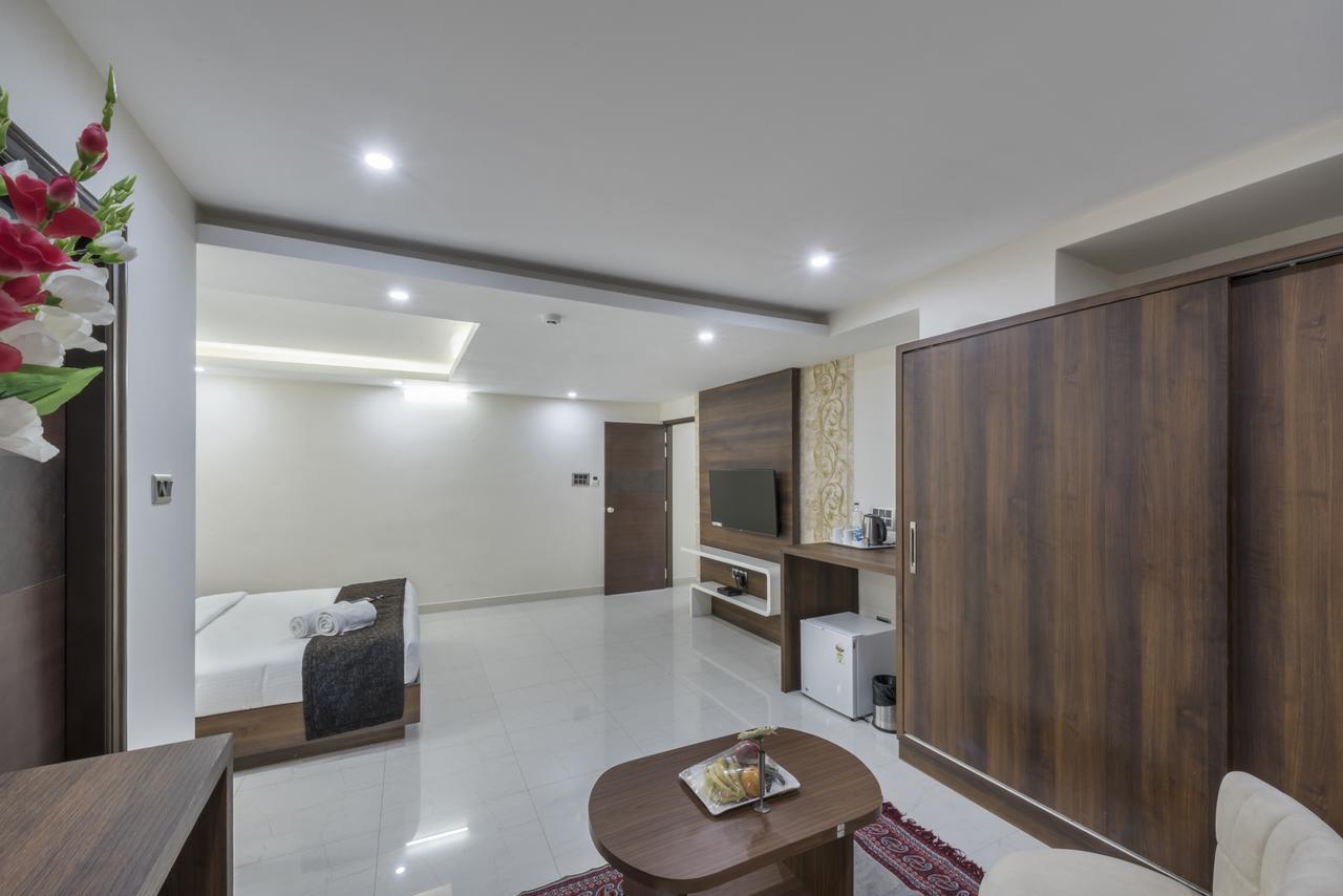T S Royal Grand Hotel-bommasandra -hosur Road Hotel 3*