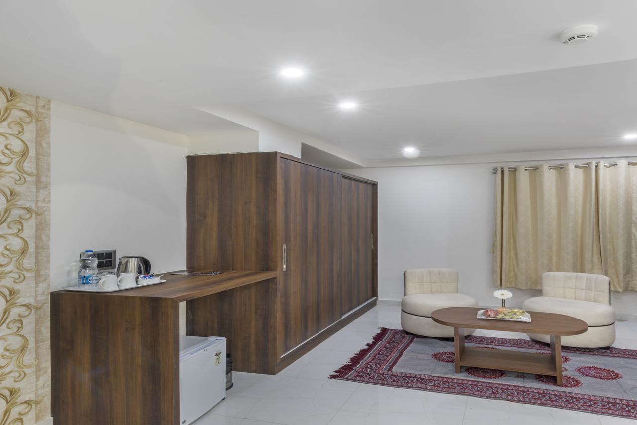 Hotel T S Royal Grand Hotel-bommasandra -hosur Road 3*