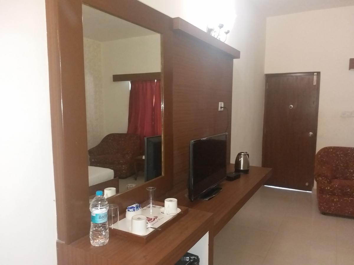 Jayamahal Palace Hotel Bangalore