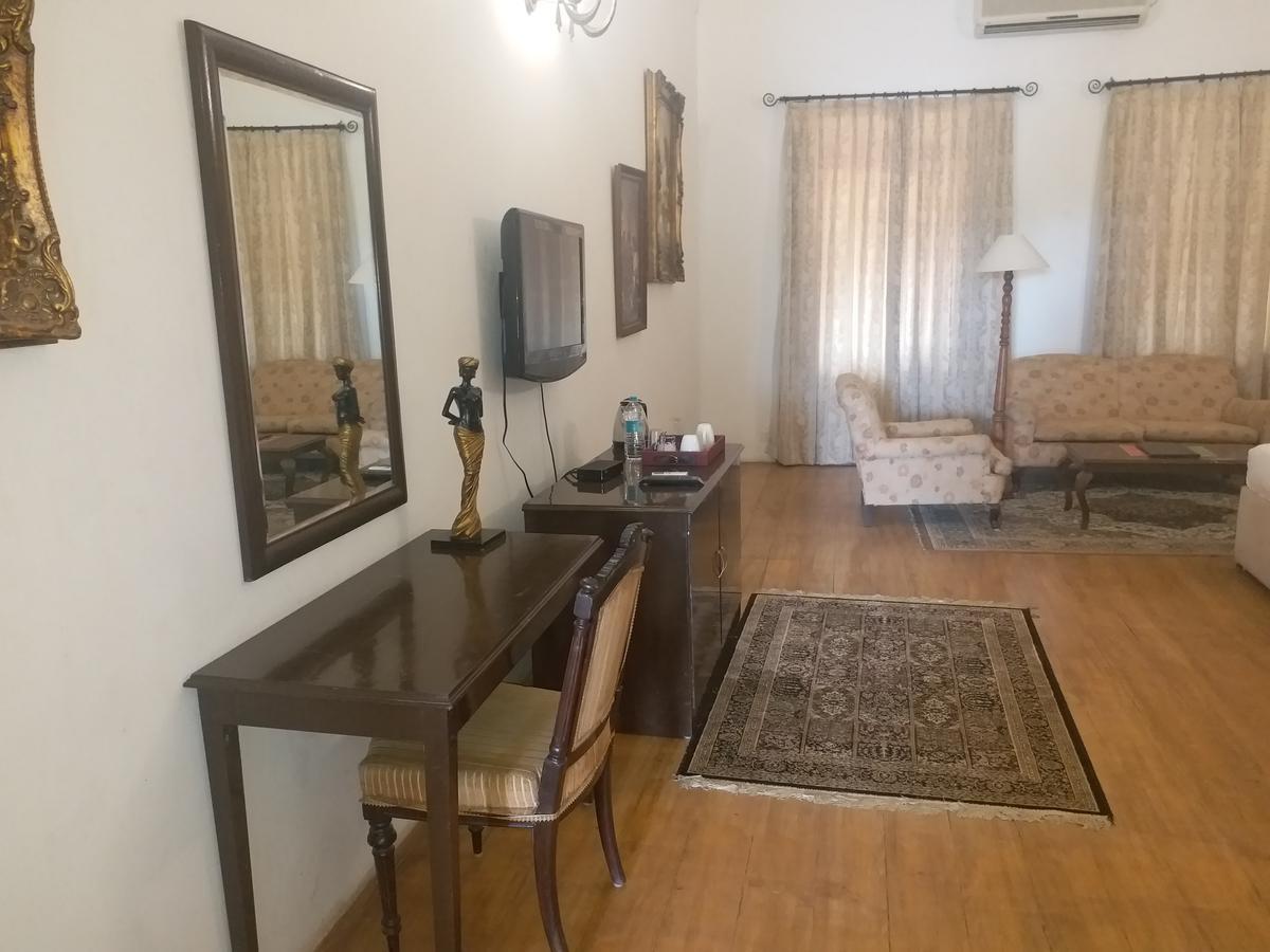 Jayamahal Palace 4*
