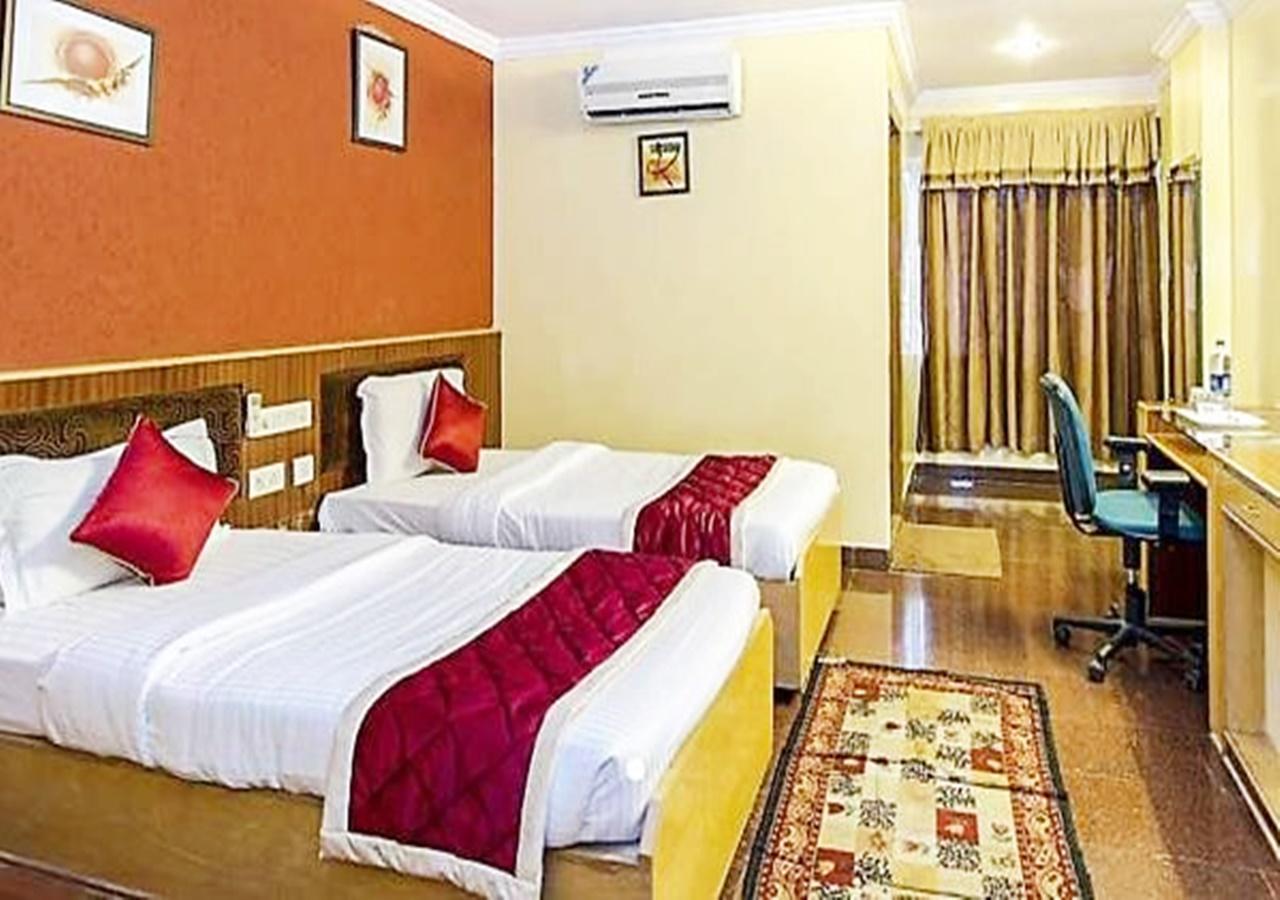 Rb Hospitality 2*