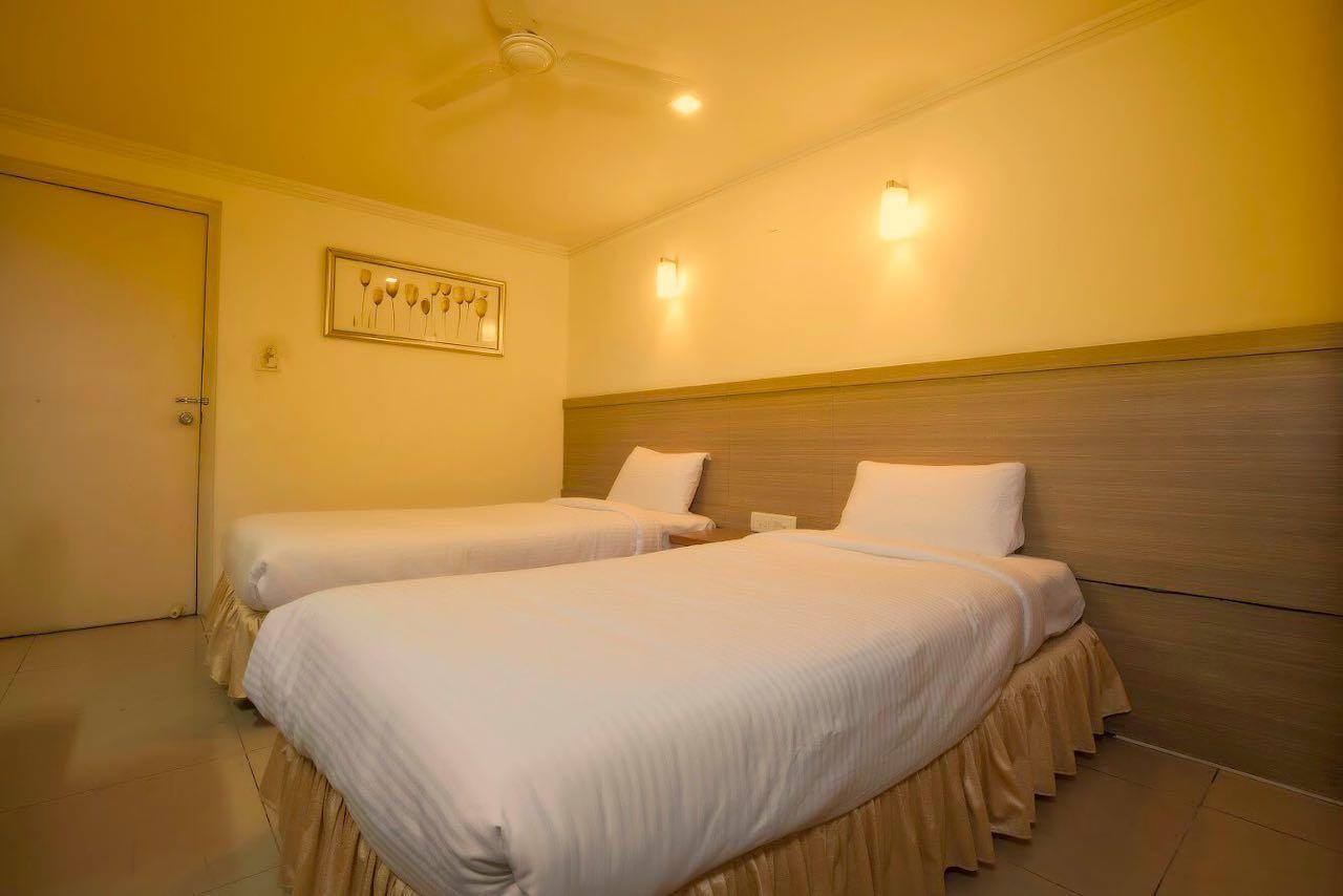 Select Hotel