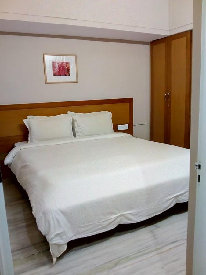 Om Residency Hotel 3*