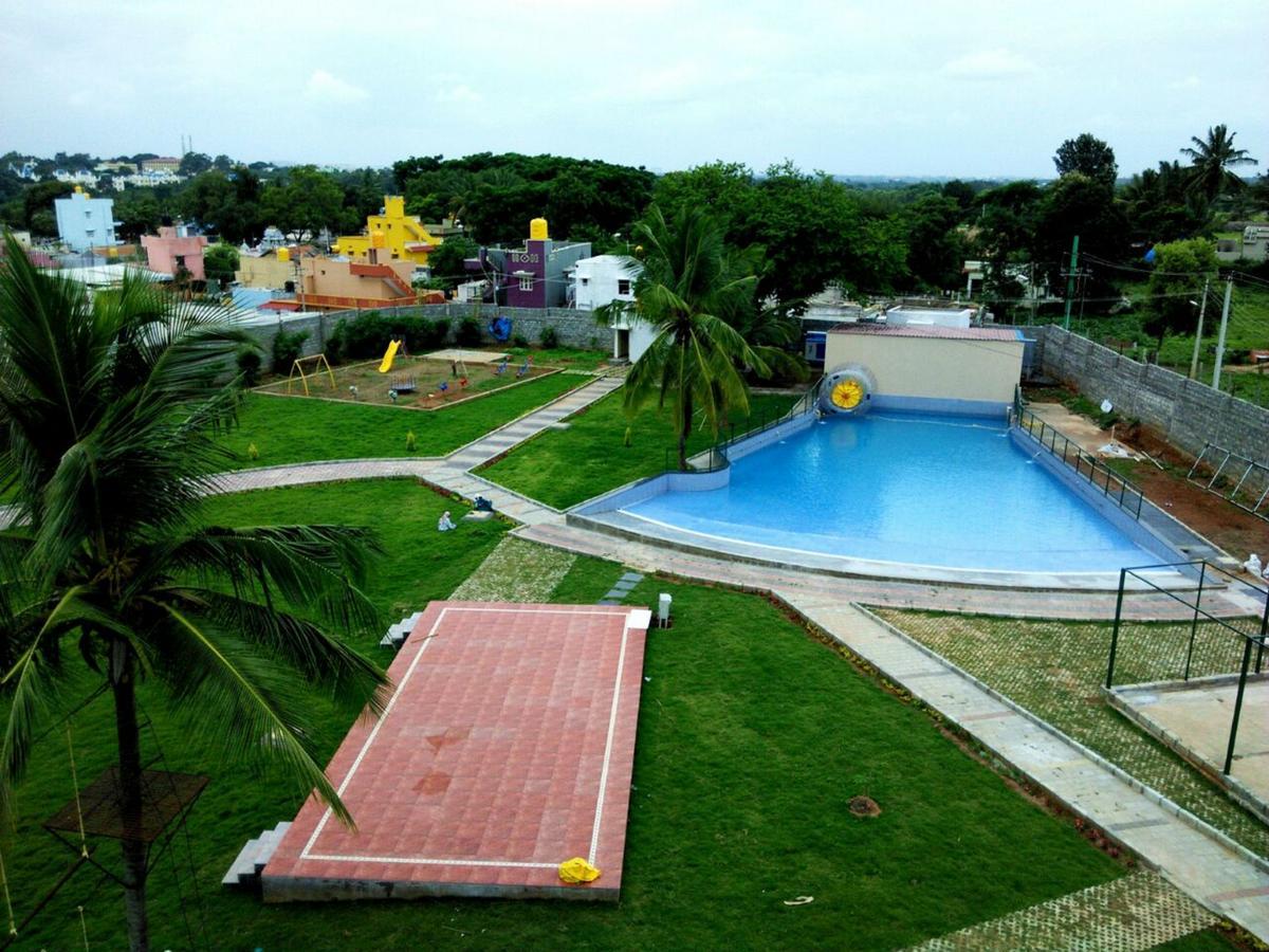 Resort Park And