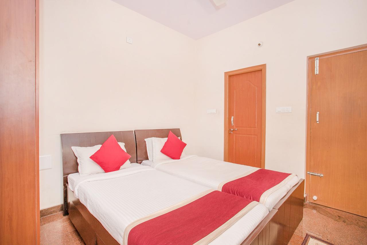 Oyo 9702 Hebbal 3*