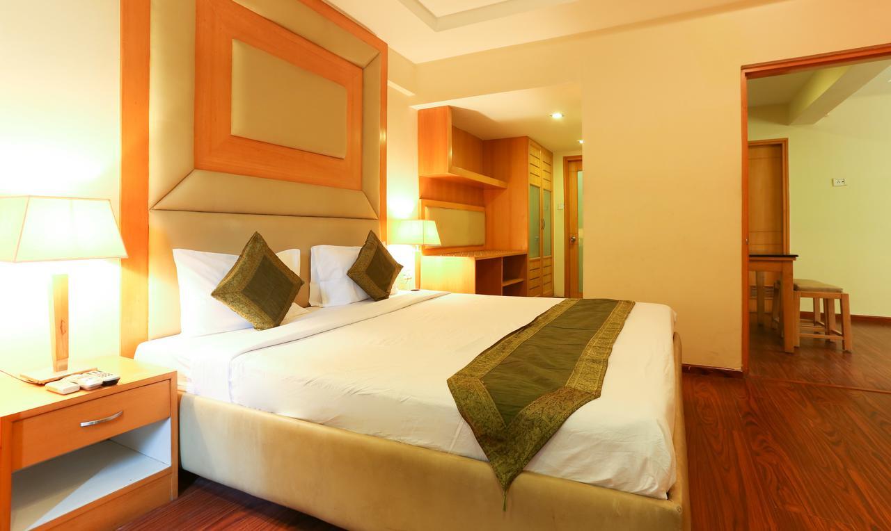 Hotel Treebo Trend The Mayer 3*