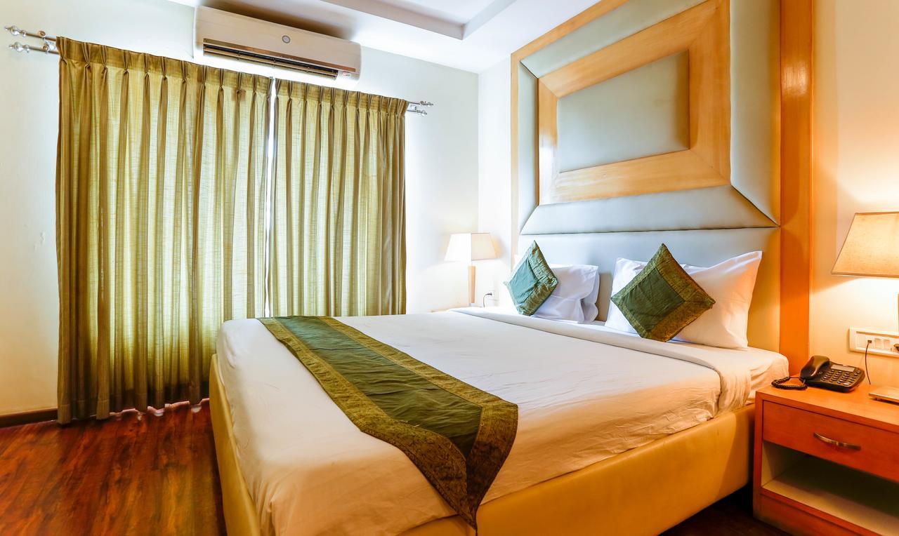 Hotel Treebo Trend The Mayer 3*