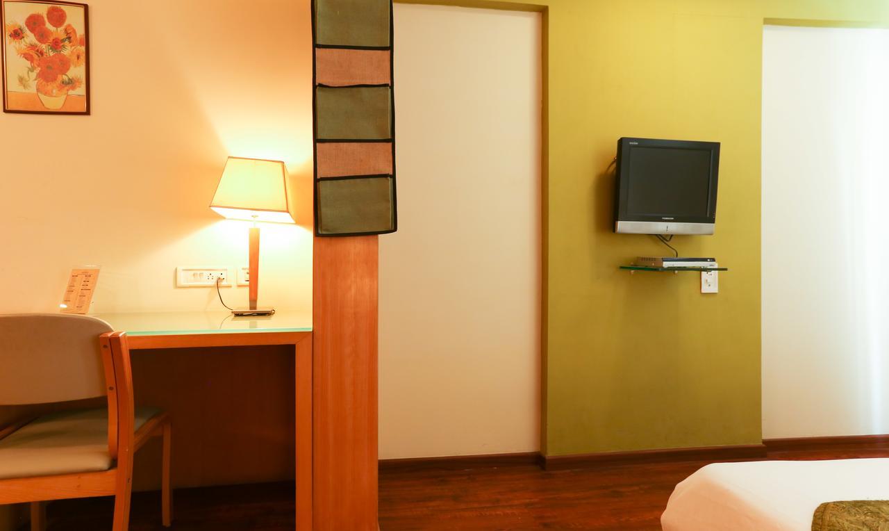 Treebo Trend The Mayer Hotel Bangalore