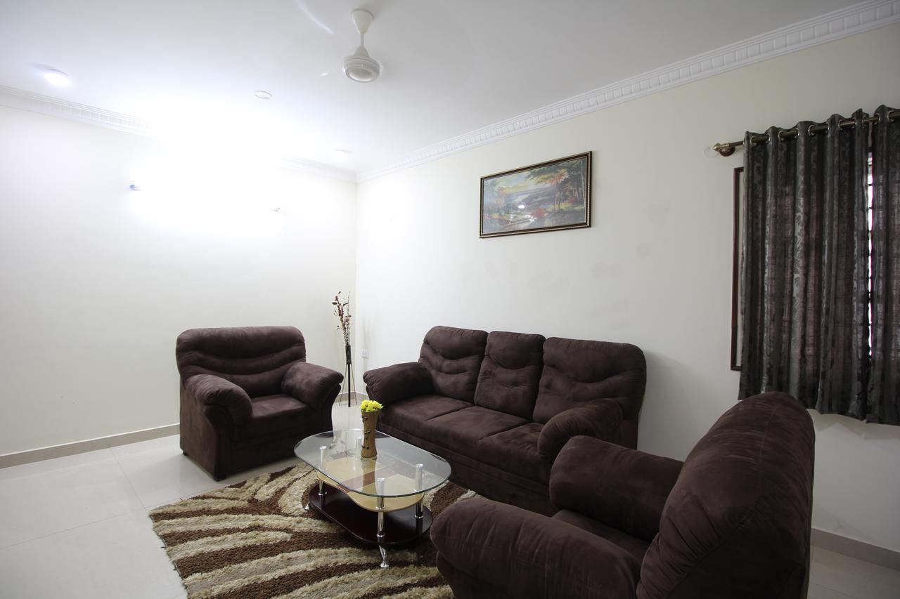 White Feather Hotel 3*