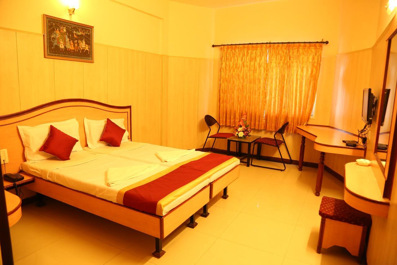 Hotel Anand Regency