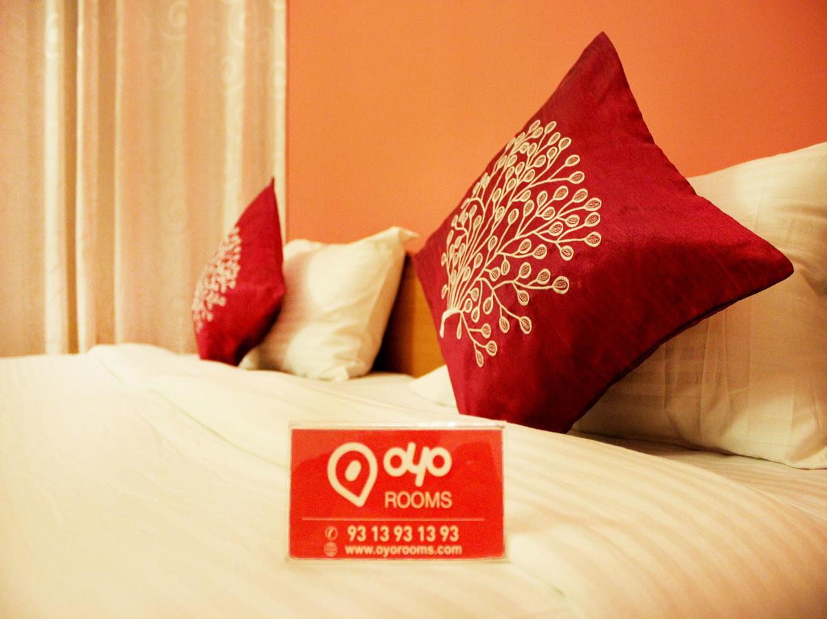 Oyo 9768 Gokul Harmony Hotel
