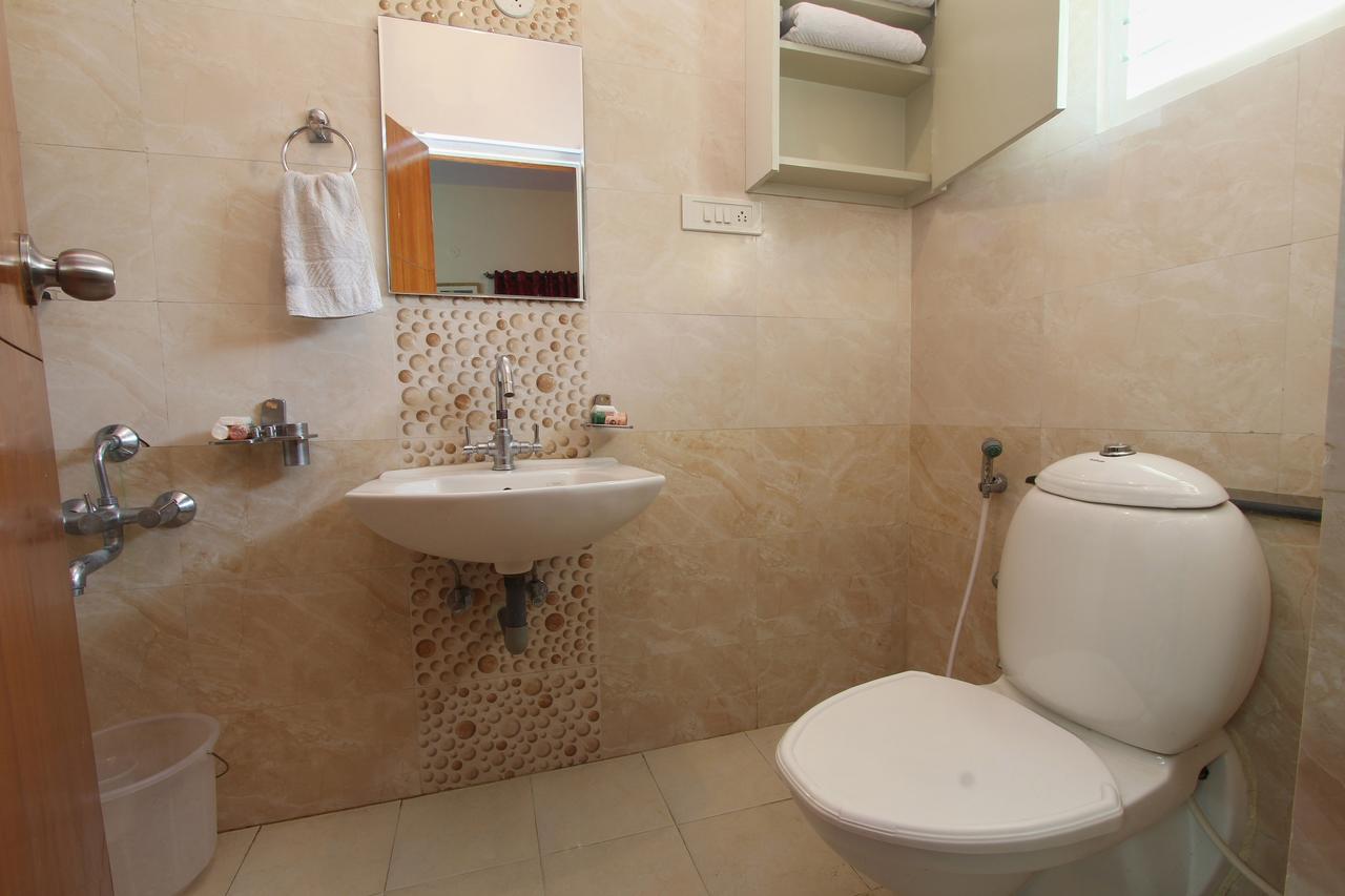Oyo 2916 Queens Castle Aparthotel Bangalore