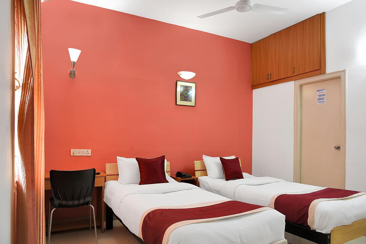 Oyo 9768 Gokul Harmony Hotel 3*