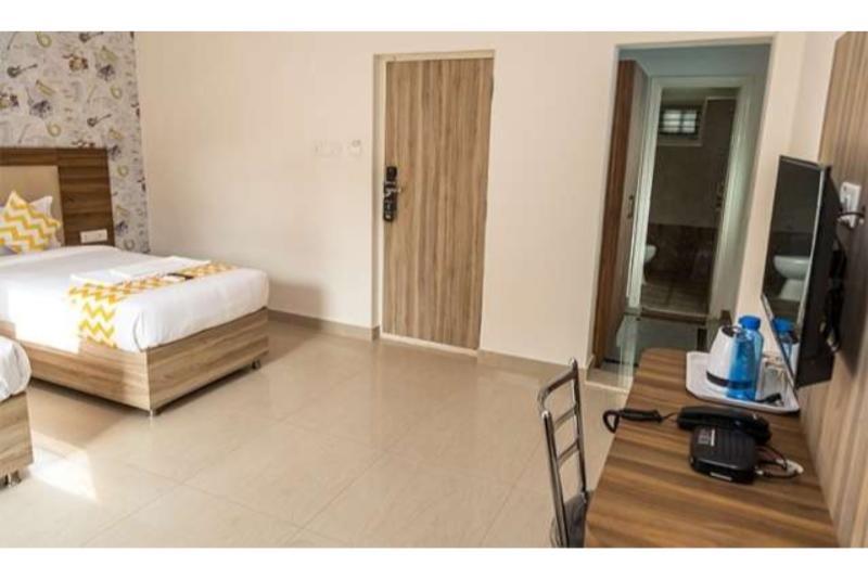 Fabhotel Hibiscus Hebbal 3*