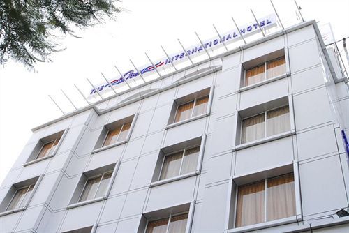 Oyo 9925 The Ocea International Hotel Bangalore