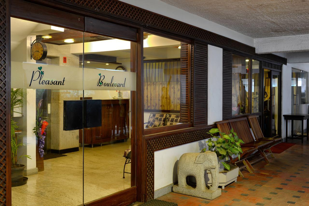 Guest house Pleasant Boulevard Mg Road Bangalore