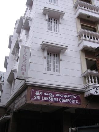 Sri Lakshmi Comforts Hotel *