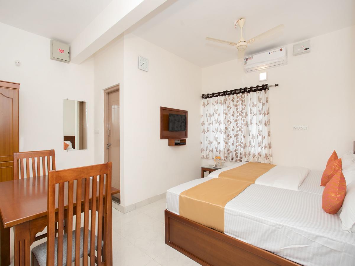 Hotel Oyo 11097 Grand Arabian