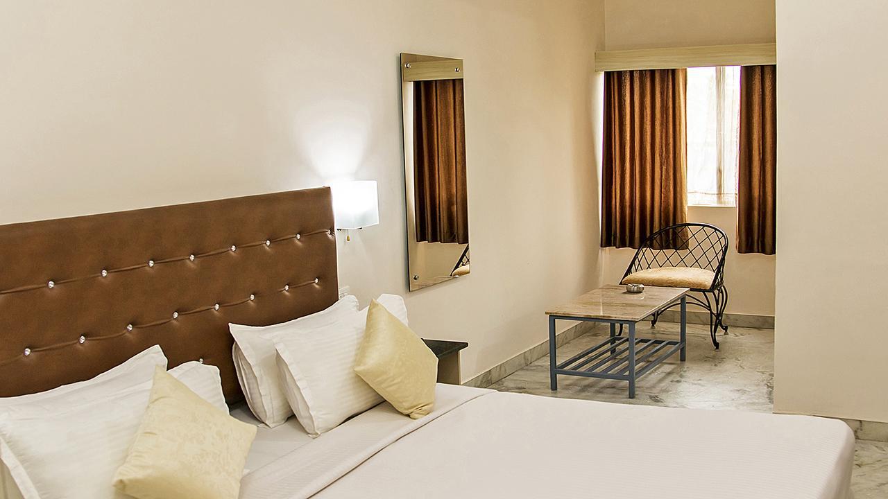 Hotel Airavatha Residency