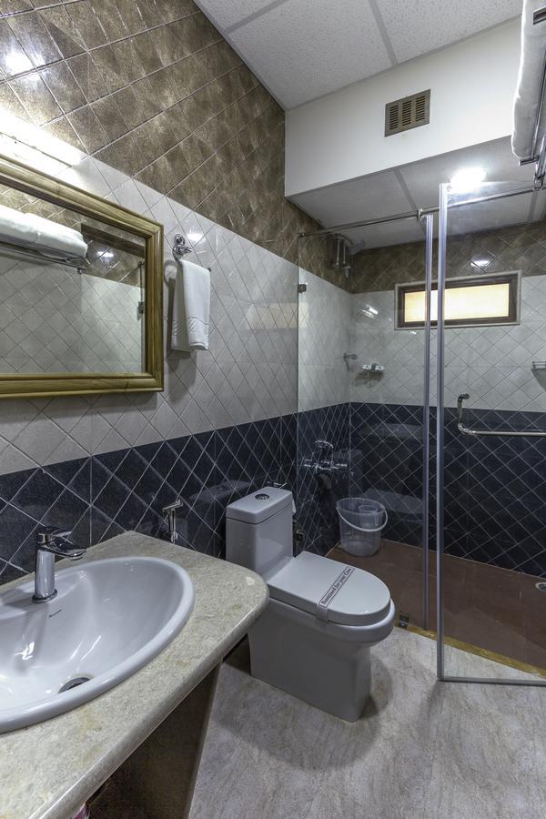 Presidency-electronic Phase Ii Hotel Bangalore