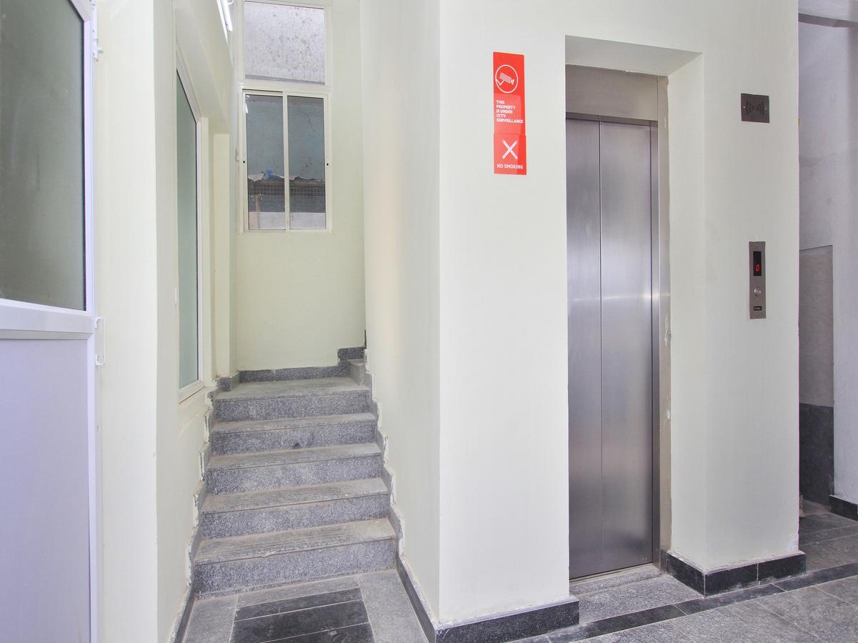 Hotel Oyo 11058 Shelton Manayata Bangalore