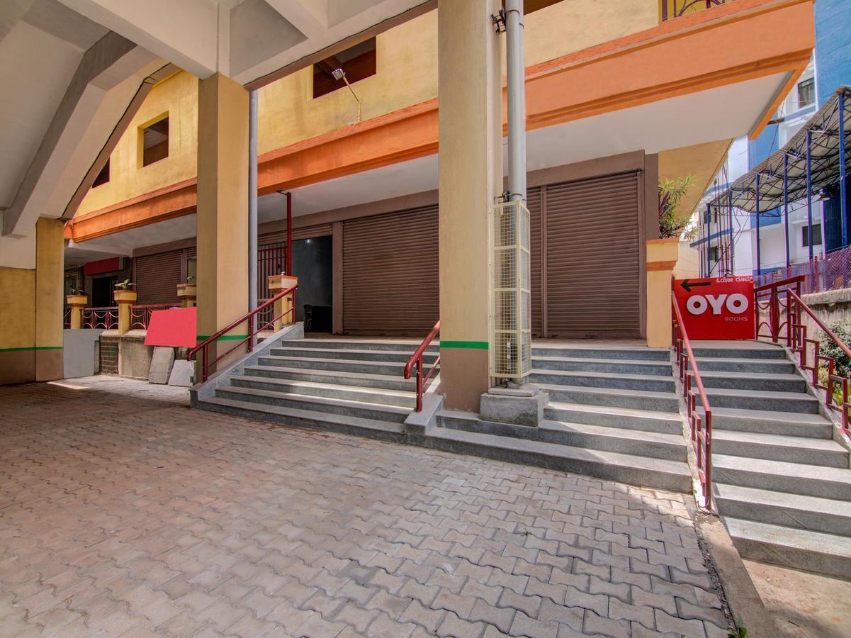 Golden Gates Hotel 3*