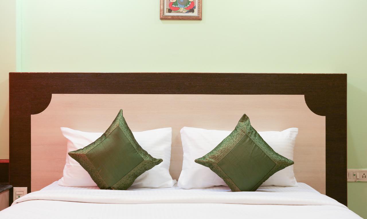 Treebo Trip Grand Regency Hotel