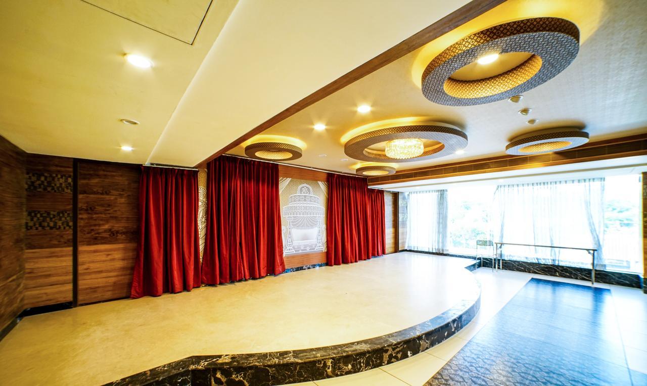 Treebo Trend Rajathadri Palace Hotel Bangalore