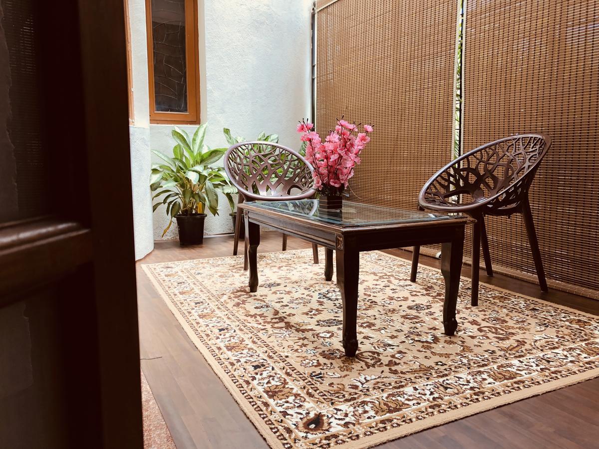 Guest house Redstone And Bangalore