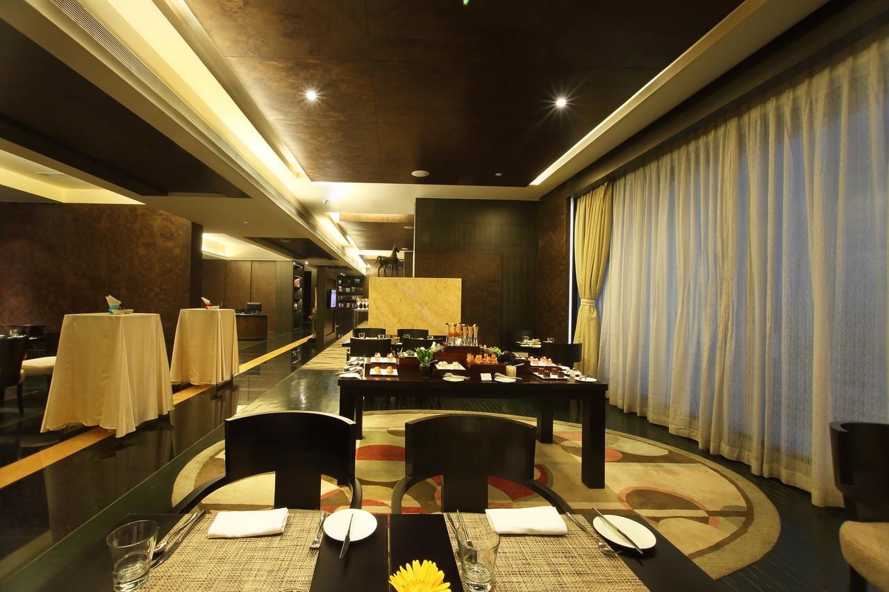 Gokulam Grand & Hotel 5*