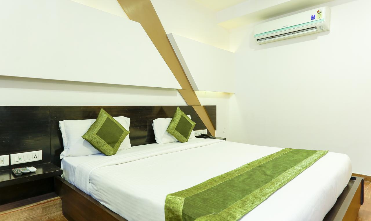 Treebo Trend Edge St Marks Road Hotel 3*