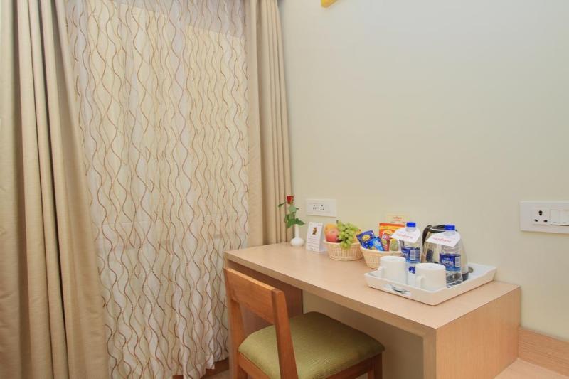 Hotel La Sara Hometel Bangalore