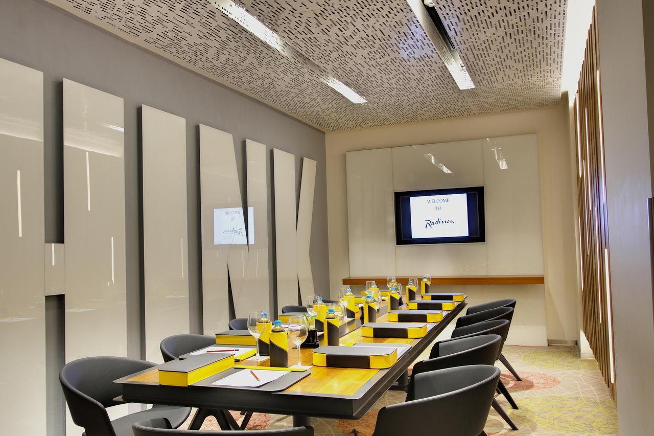 Radisson Center 4* Bangalore