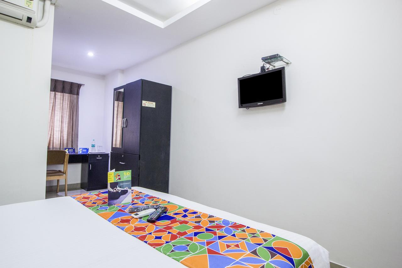 Ram4 Seasons Silk Board Hotel 3*