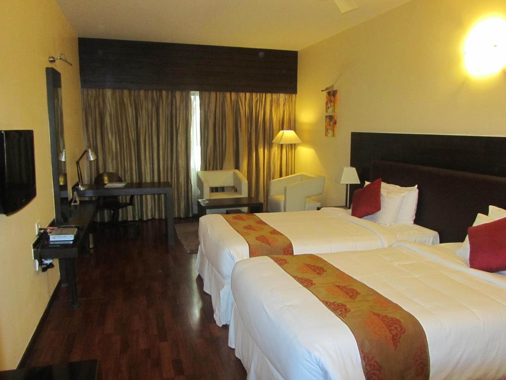 Hotel The Woodrose 4*
