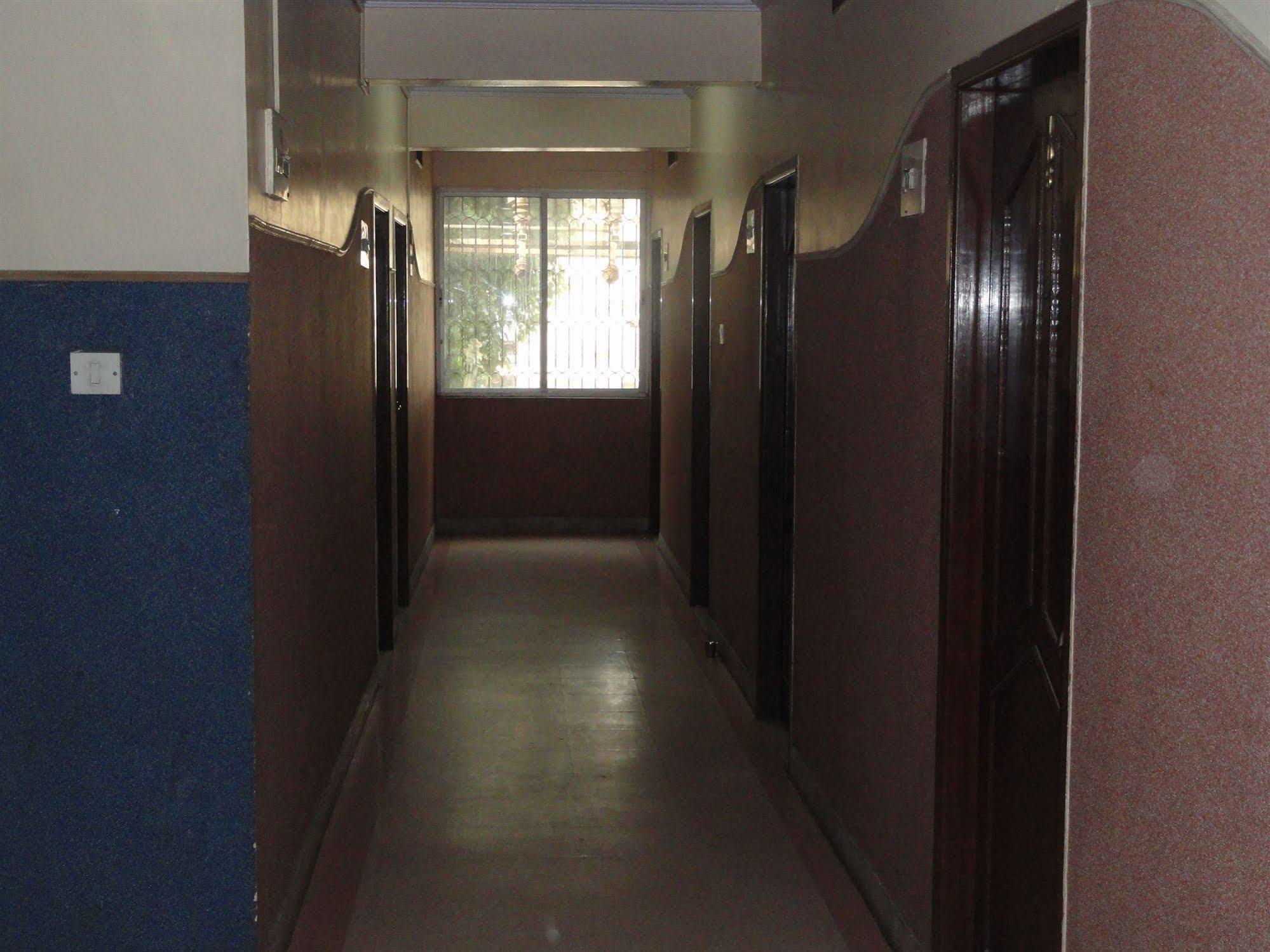 Hotel T.a.p. Paradise Bangalore