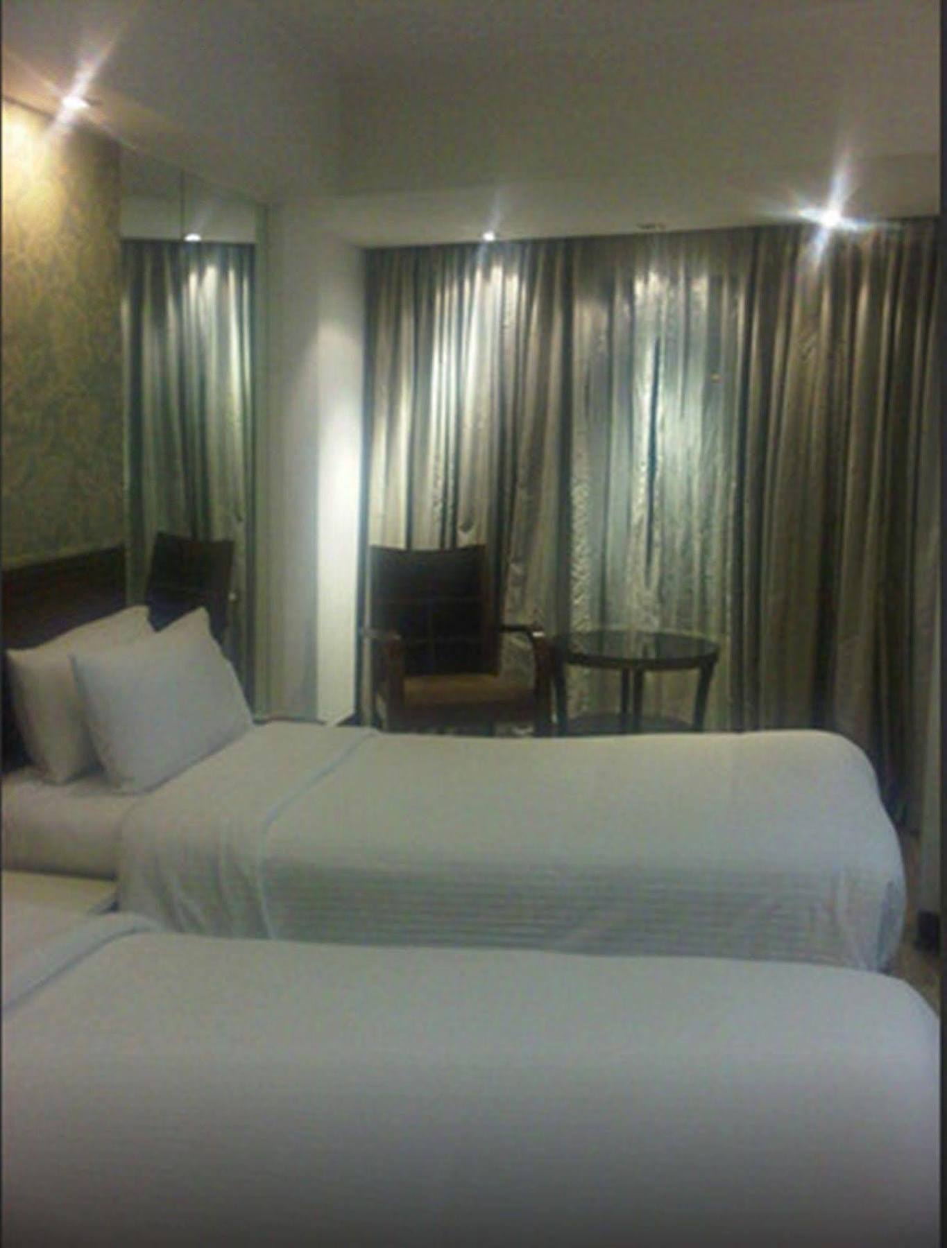 Regenta Place Bangalore, Cunningham Road