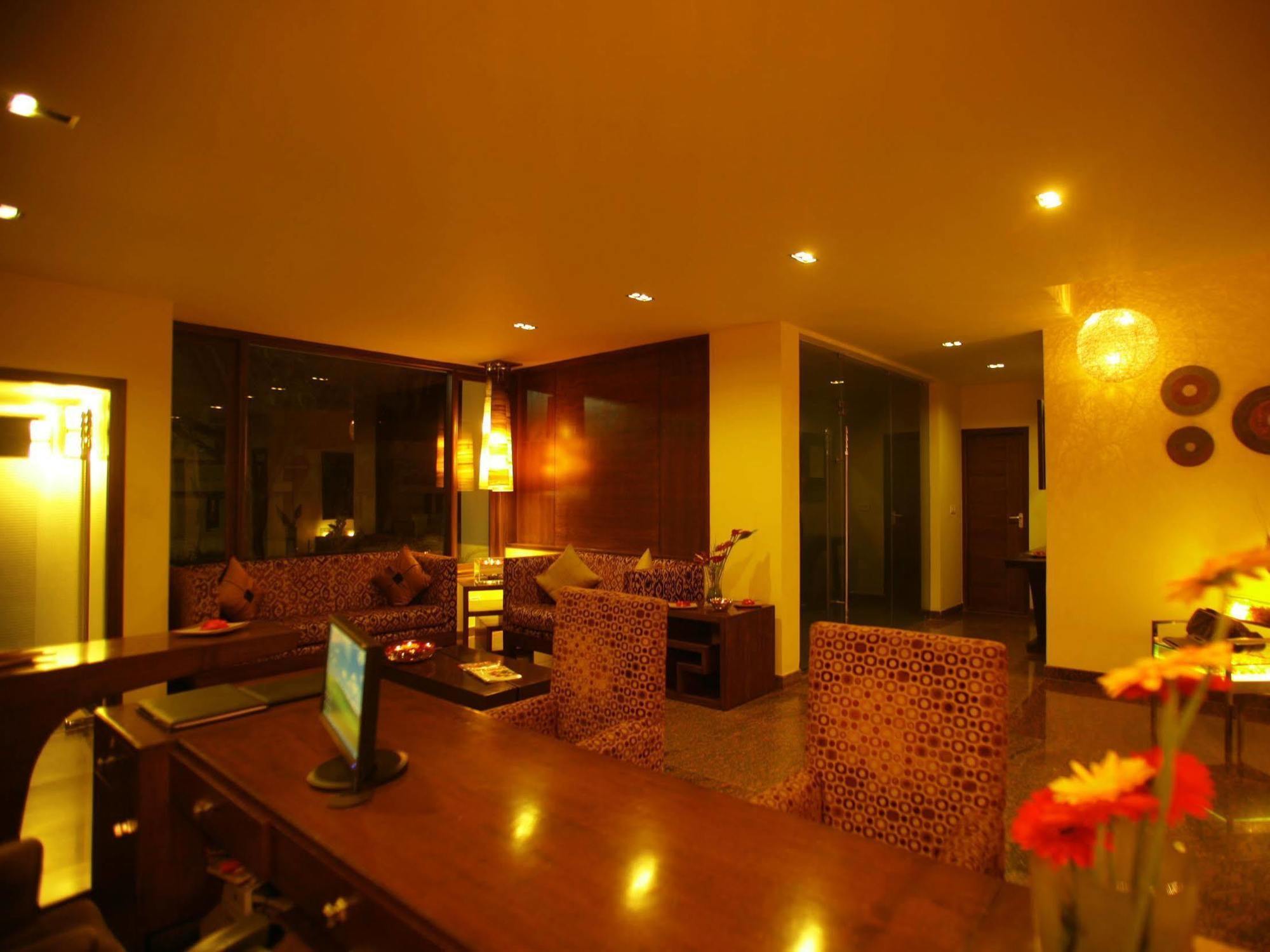 Justa Indiranagar