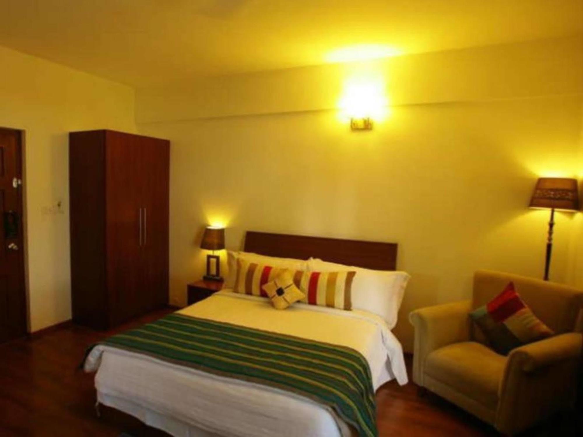 Justa Off Mg Road Hotel Bangalore