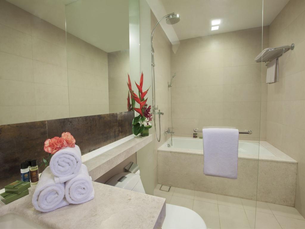 Oakwood Whitefield 5*
