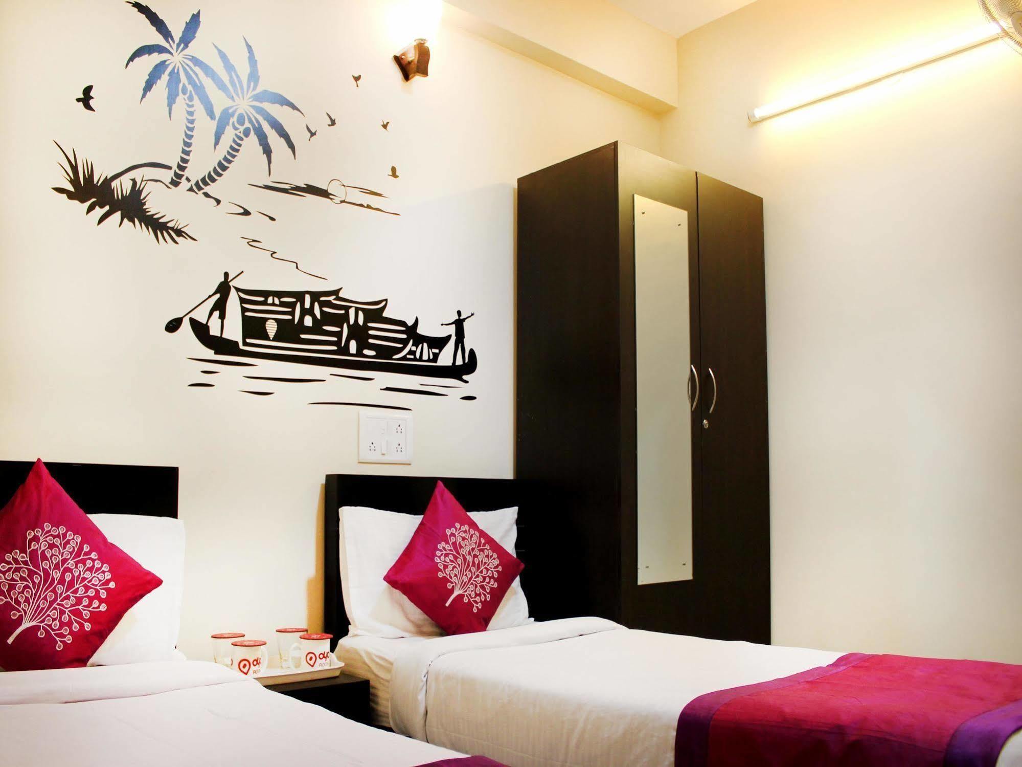 Hotel Itsy By Treebo - Palm Emirates 3*