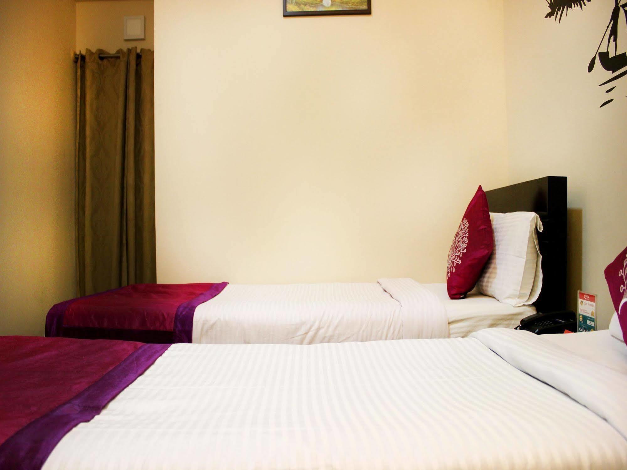 Itsy By Treebo - Palm Emirates Bangalore