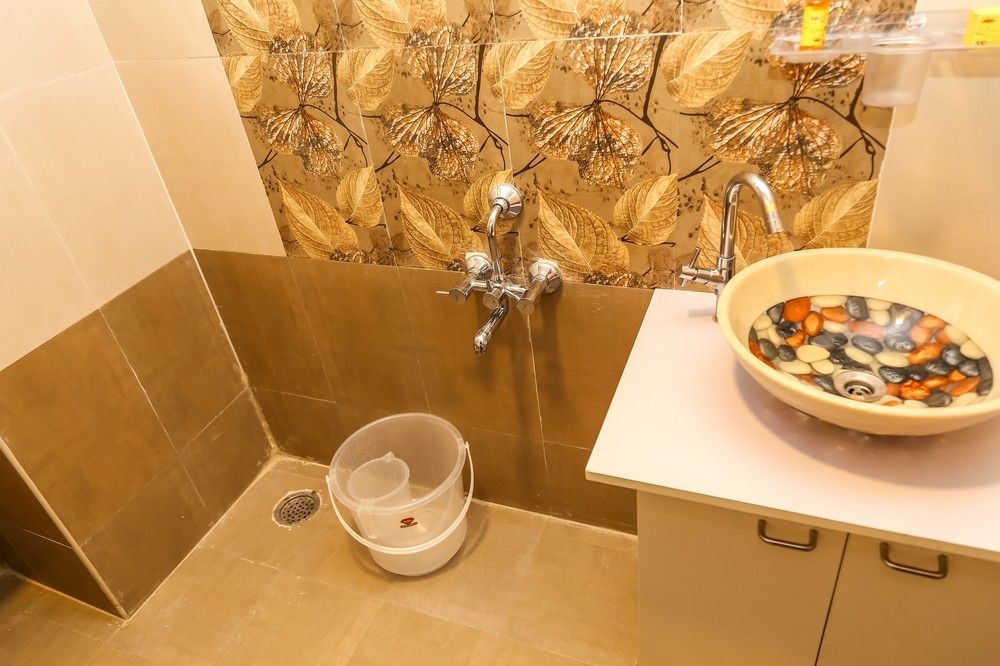 Oyo 11959 Seven Olives Hotel