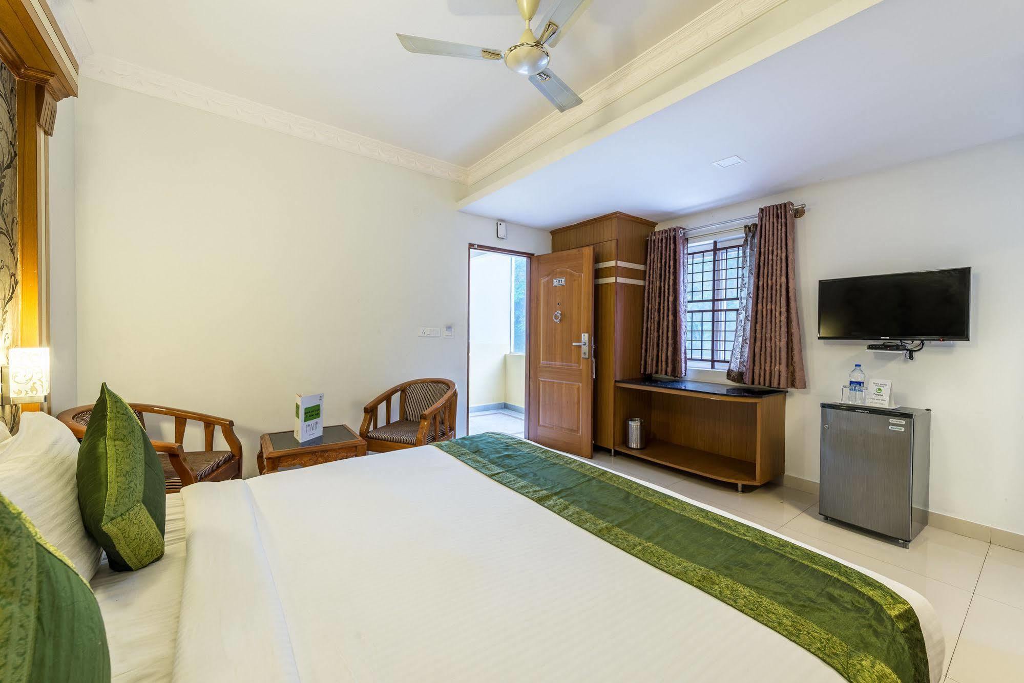 Hotel Treebo Akshaya Lalbagh