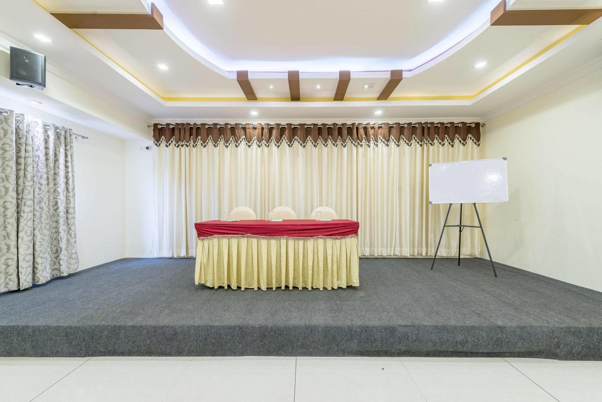 Hotel Treebo Akshaya Lalbagh Bangalore