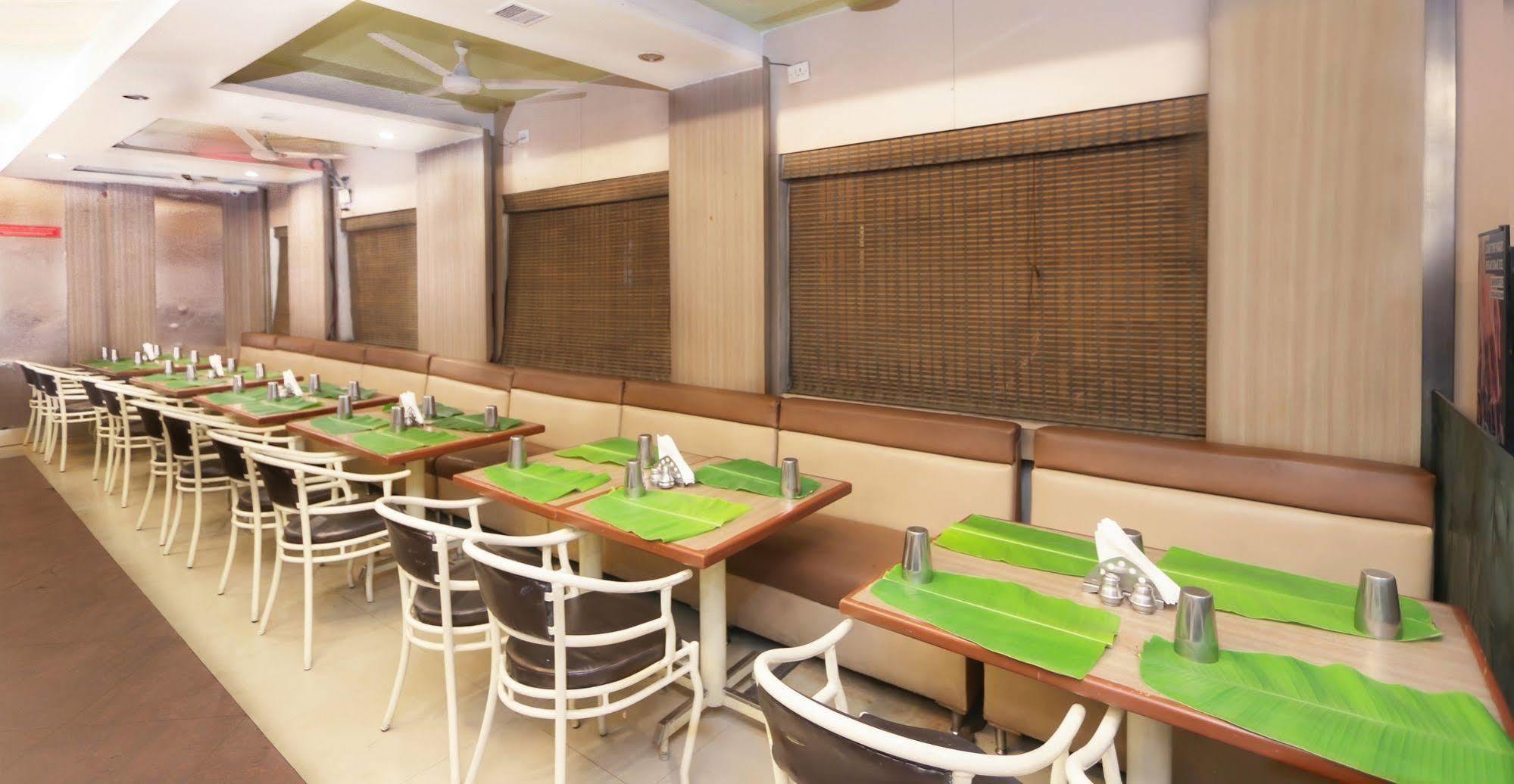 Hotel Istay Rajajinagar Bangalore