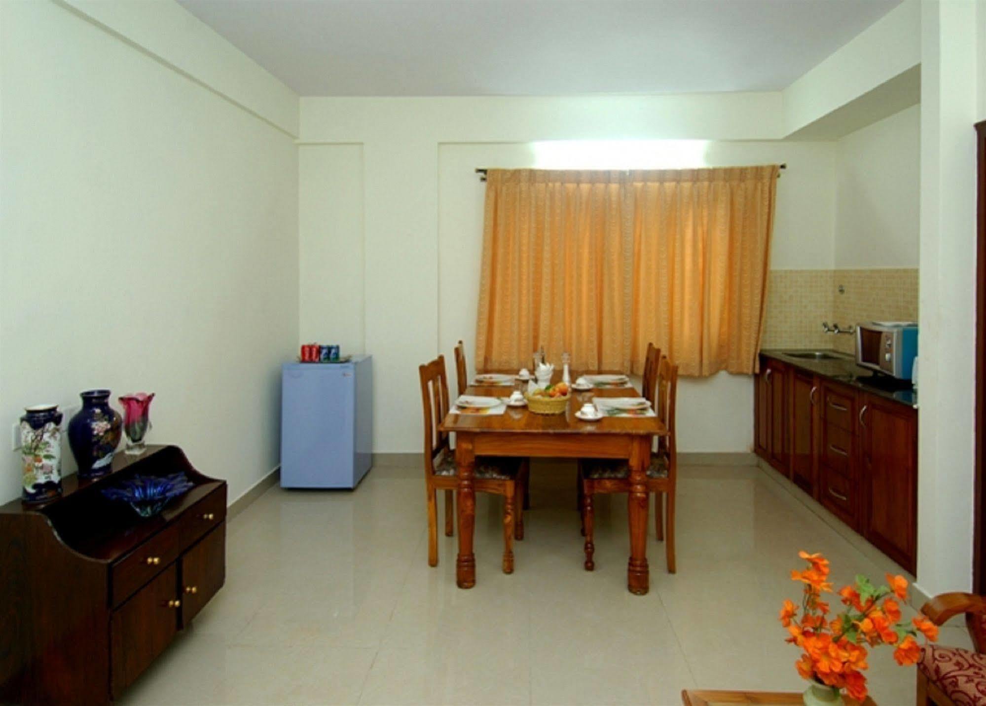 Oyo 6110 Thalassa Hotel Bangalore
