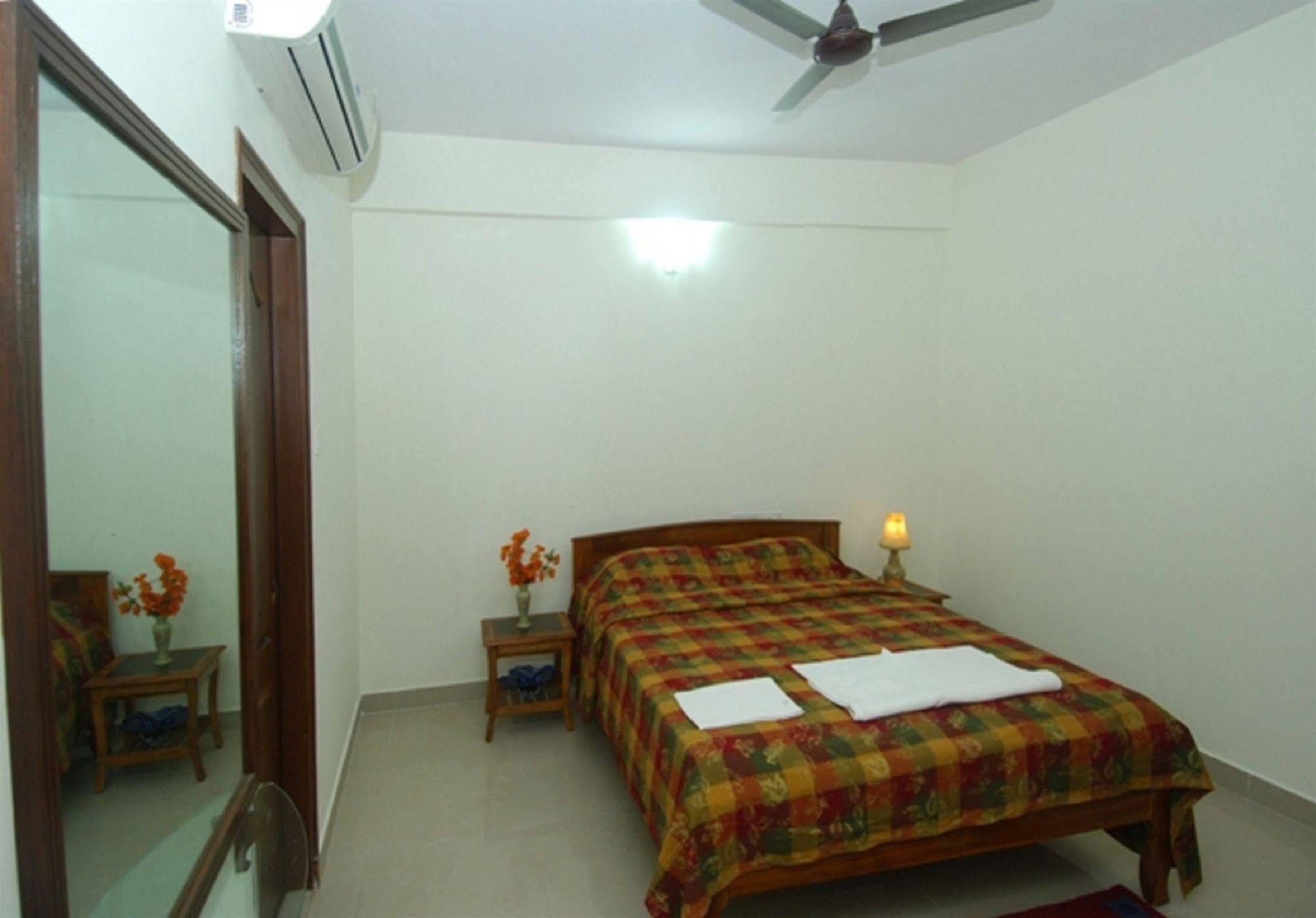 Hotel Oyo 6110 Thalassa 3*