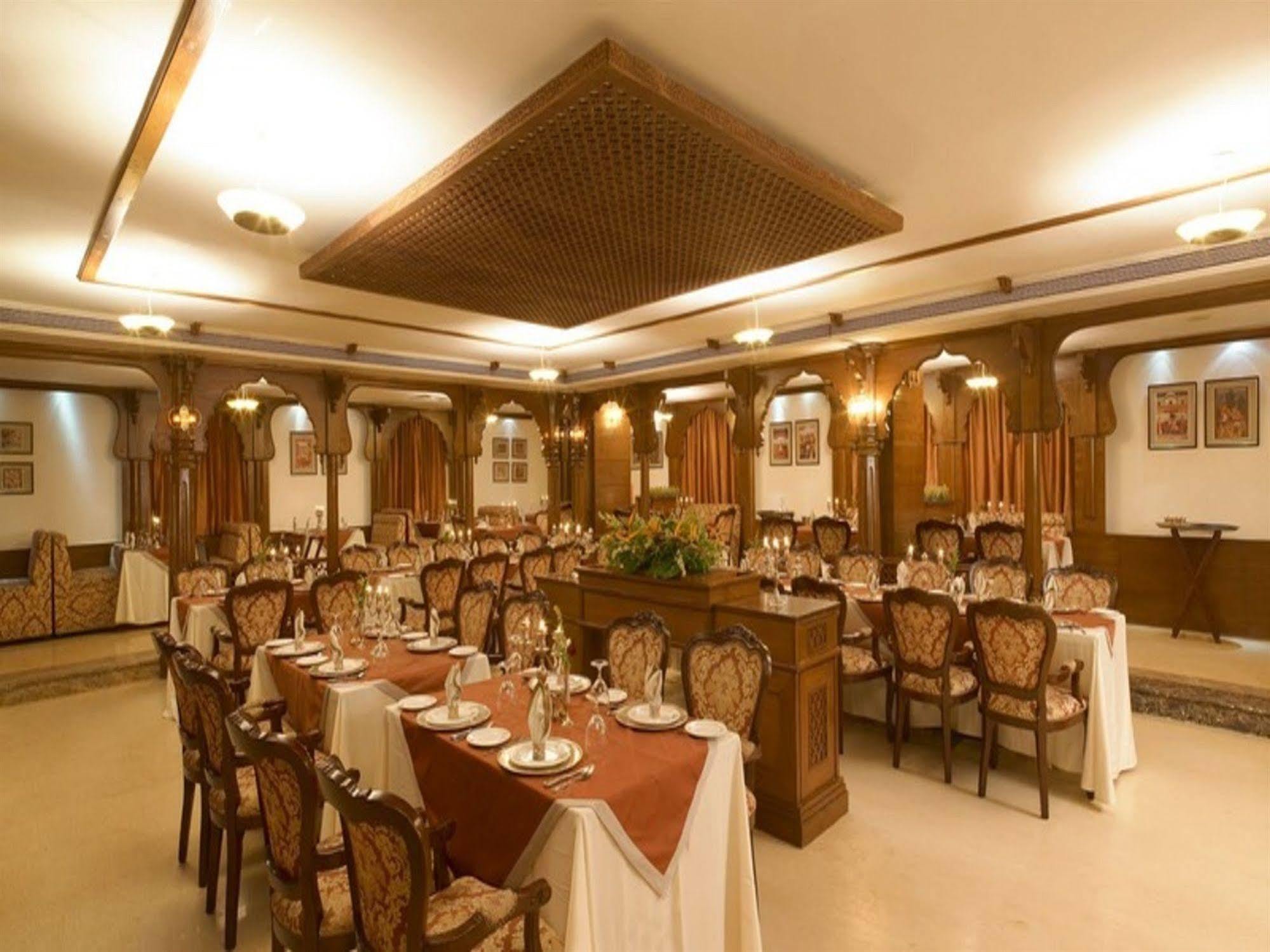 The Solitaire Hotel 4*
