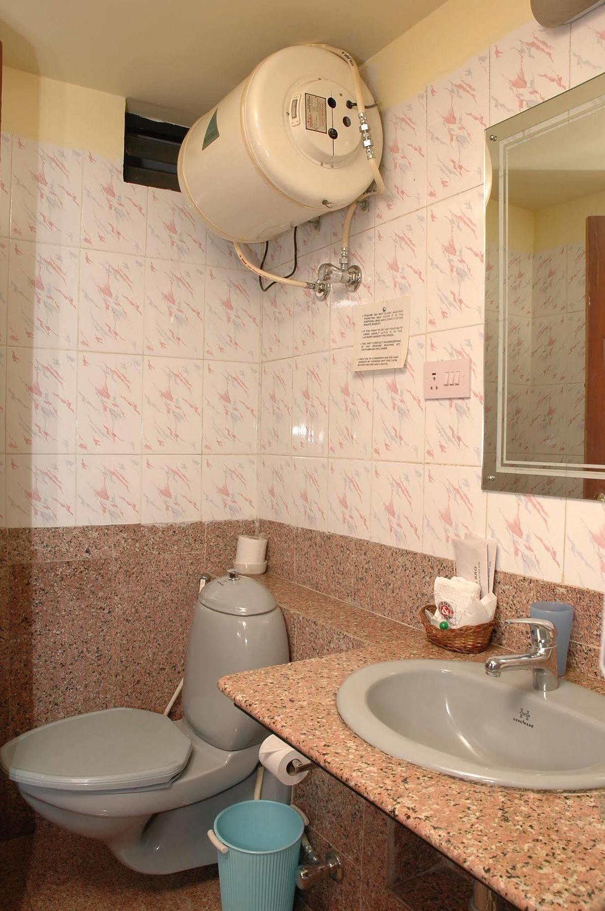 Hotel Istay Infantry Road Bangalore